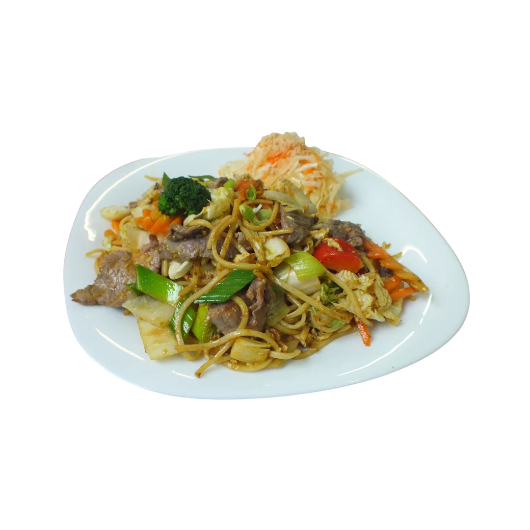 Makaron smażony z wołowiną